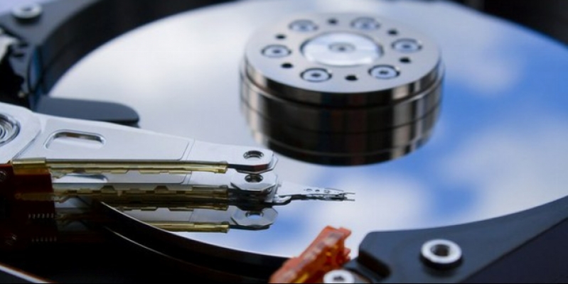 The new challenge for competitors: present capacity of 10 TB hard drives