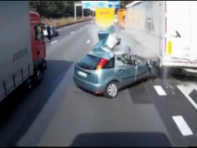 The harsh lesson in how not to leave the highway (Video)