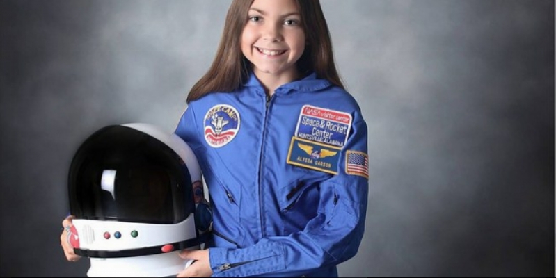  NASA is preparing for the flight to Mars, 13-year-old girl (video)