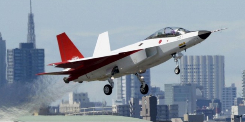 'Invisible' Japanese fighter plane made the first flight (video)