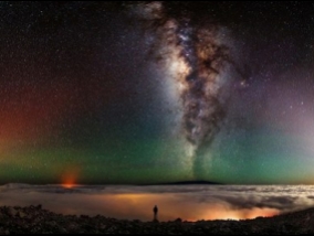 Stars look to Earth: breathtaking night sky dimension (Photo)