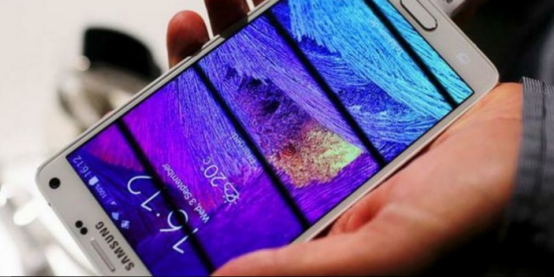 Smart Galaxy Note 4 has the best screen on the market