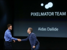 Apple introduced the new iPad and the iMac, and the ceremony was attended by brothers Carpenter (Video)